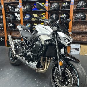 2025 KAWASAKI Z900 ABS